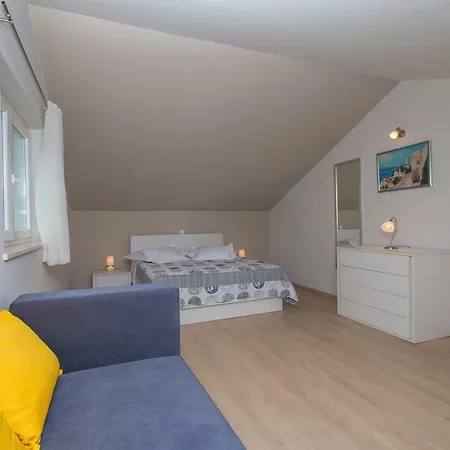 Apartment Sea View Gin Brela