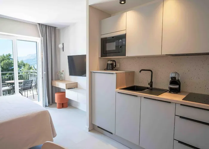 Sea View Gin Apartman