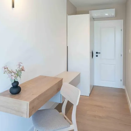 Sea View Gin アパート