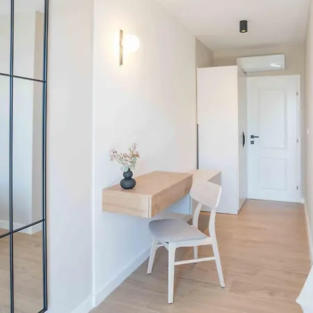 Sea View Gin Apartman