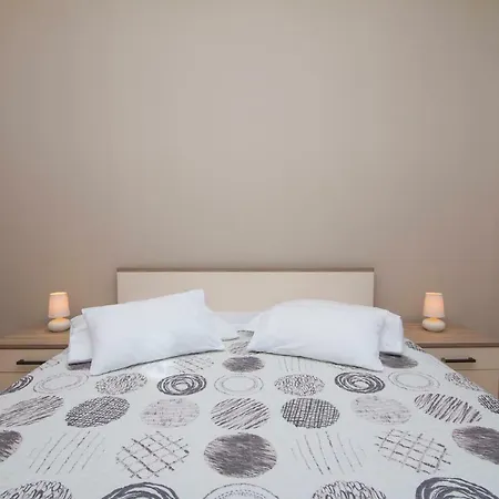 Sea View Gin Apartmán Brela