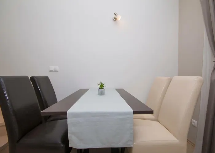 Sea View Gin Daire *